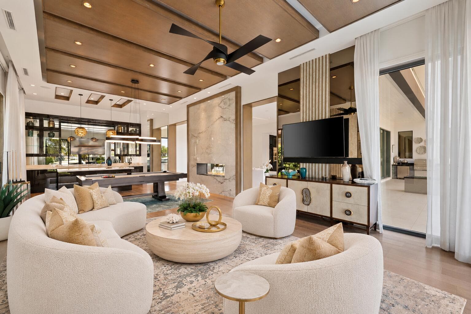 club room