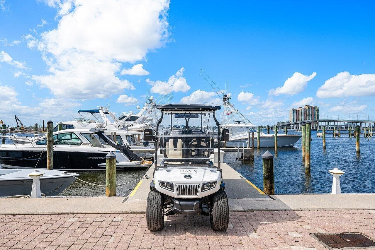 Dock