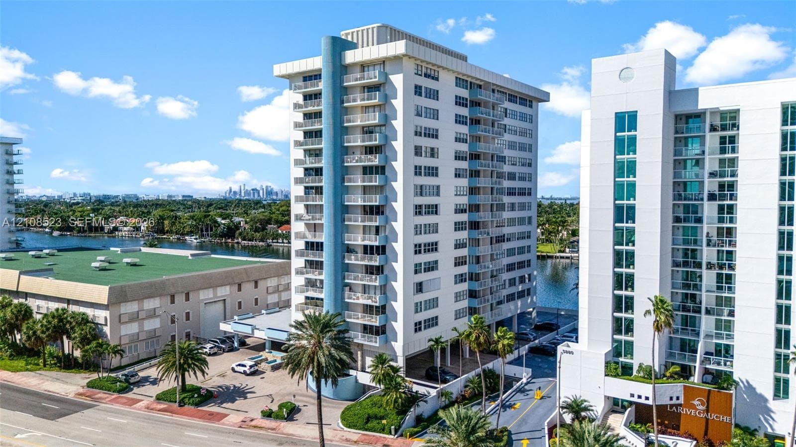 Regency Towers · #2B in Miami Beach - Photo 1