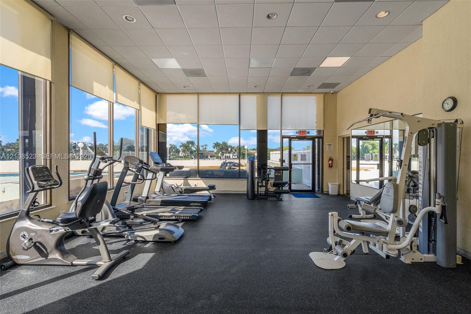 Regency Towers · #2B in Miami Beach - Photo 5