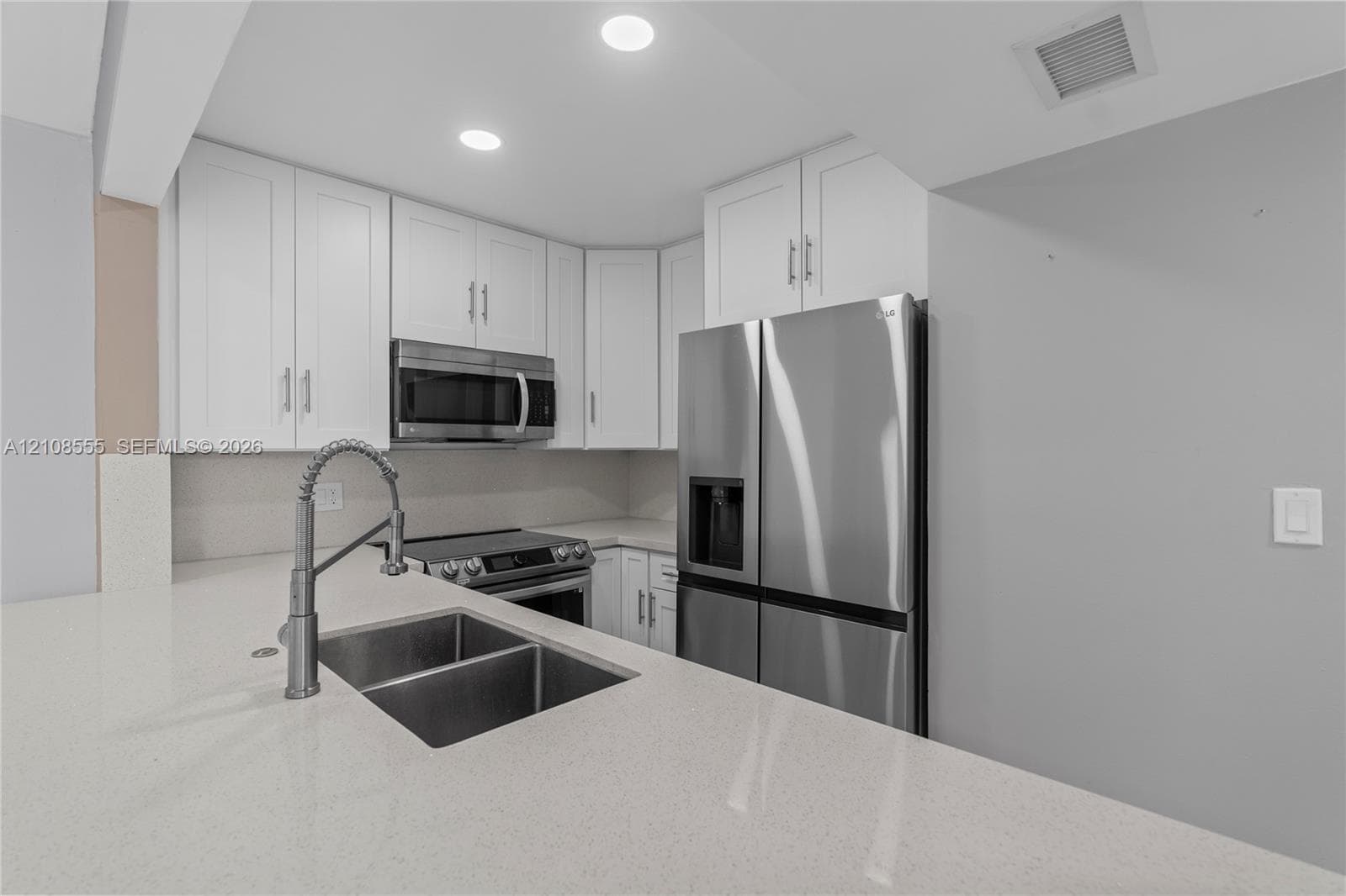 PALM COURT OF MIAMI CONDO · #1-209 in Miami - Photo 14