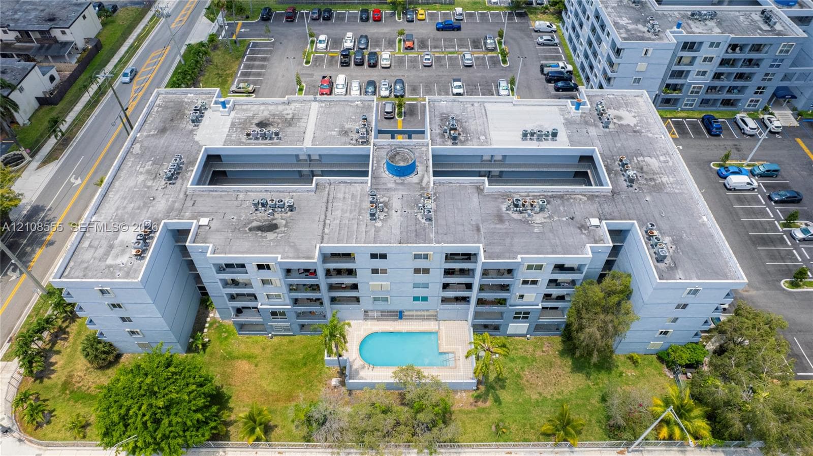 PALM COURT OF MIAMI CONDO · #1-209 in Miami - Photo 4