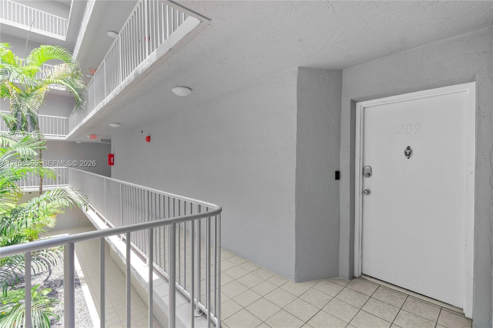 PALM COURT OF MIAMI CONDO · #1-209 in Miami - Photo 8