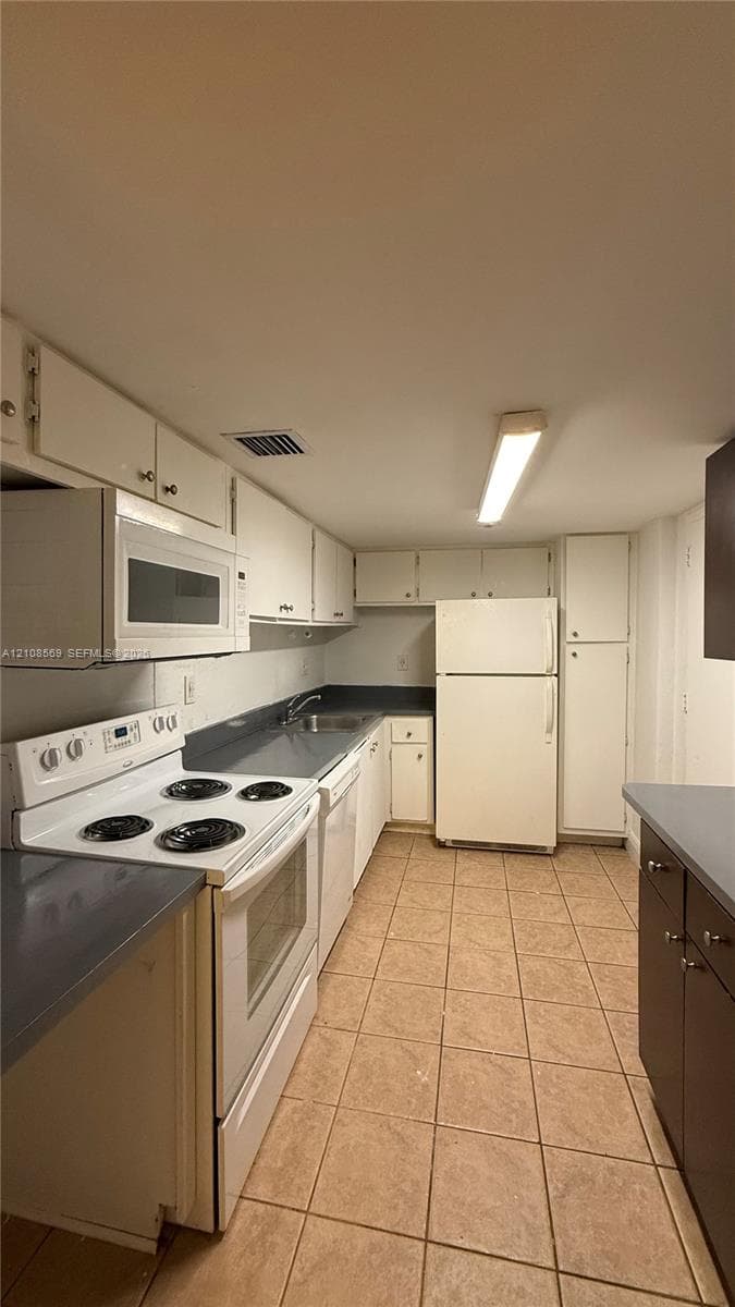 BAYVIEW PALMS CONDO · #105 in North Miami - Photo 5