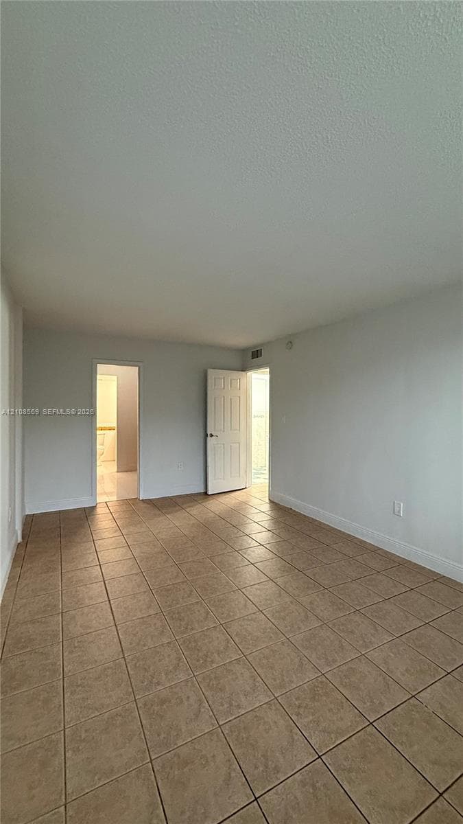 BAYVIEW PALMS CONDO · #105 in North Miami - Photo 14