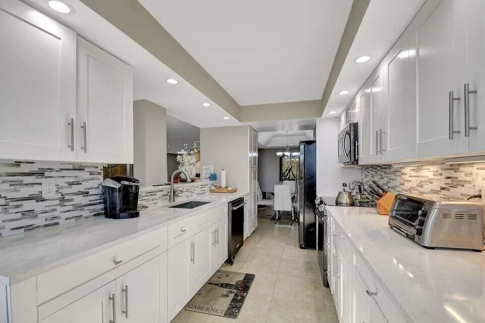 Kitchen c