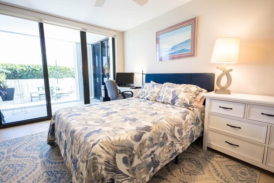 Guest Bed b