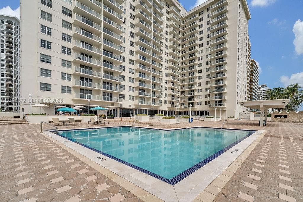 ARLEN BEACH CONDO · #301 in Miami Beach - Photo 35