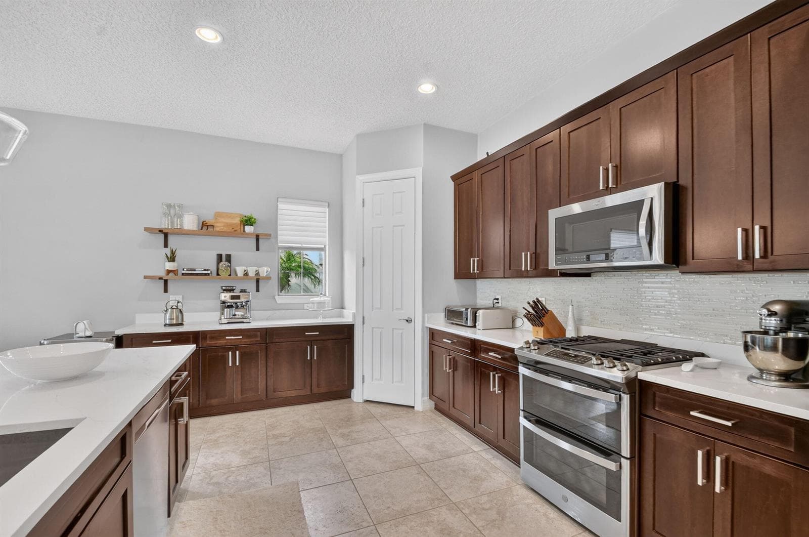 Kitchen Pantry