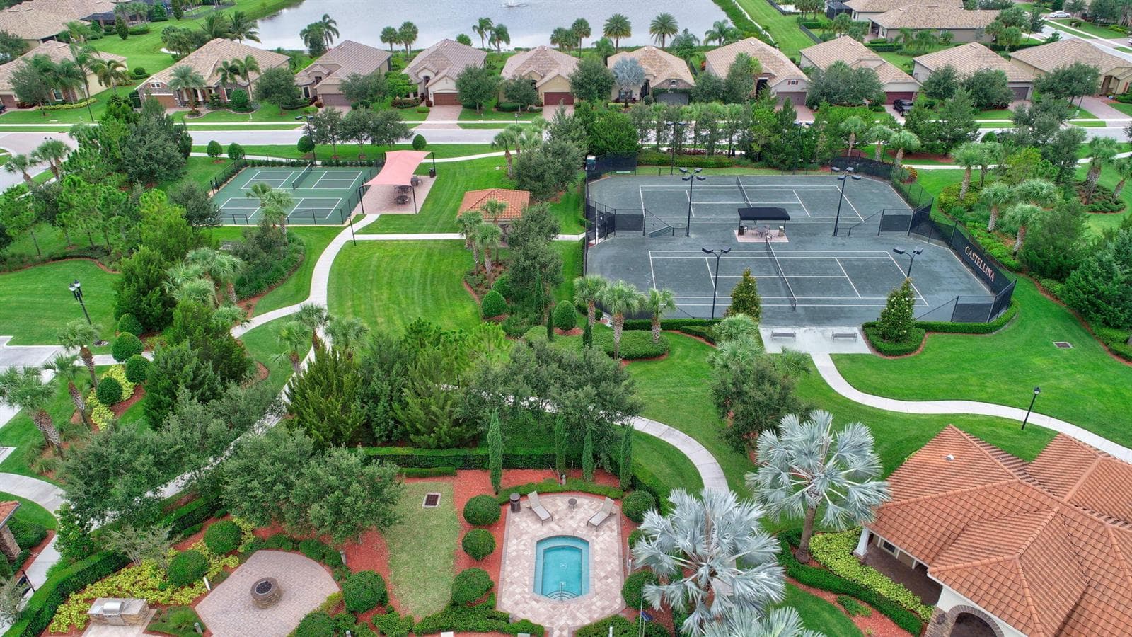 Tennis/Pickleball Courts