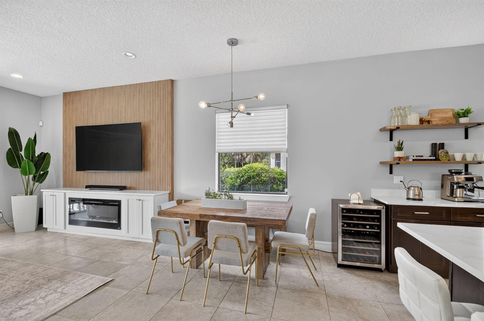 Dining/Living