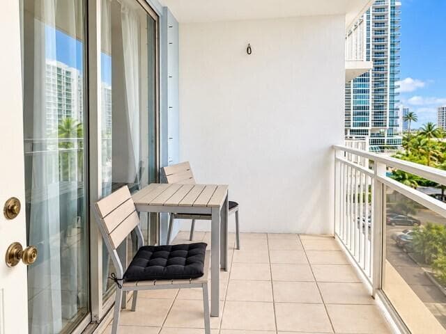 8F0A17F7-6D9E-4E0B-ADF2-47EF0563851A