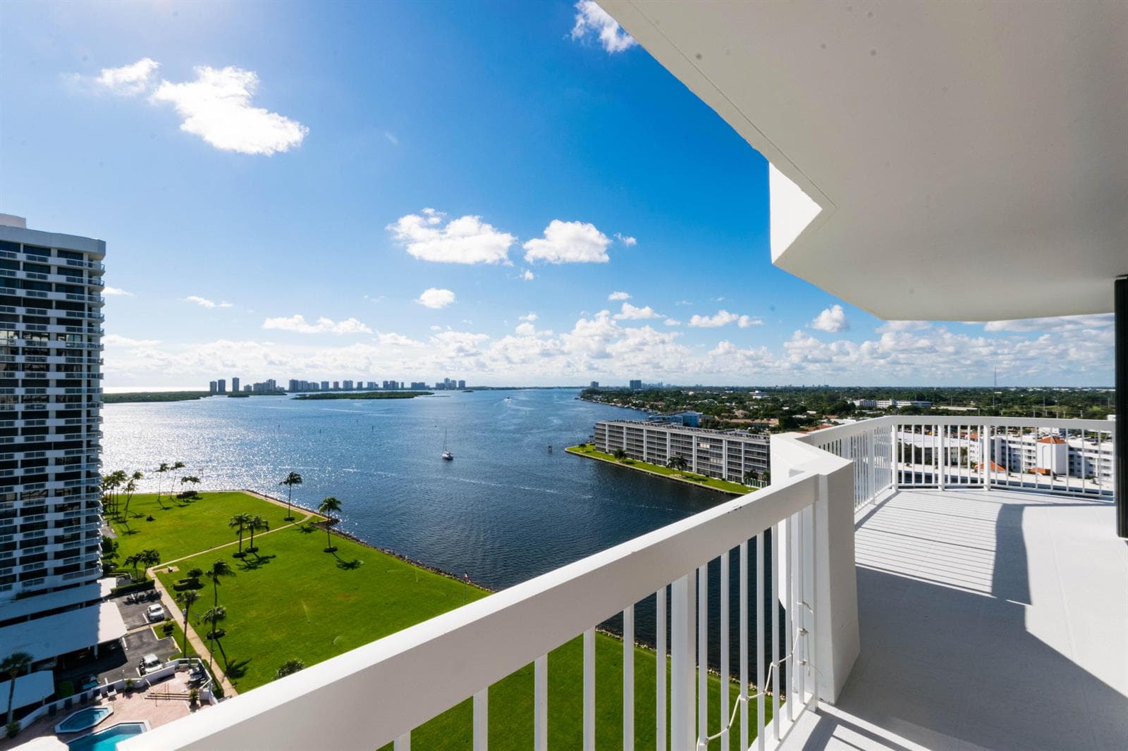 Wrap-around covered balcony