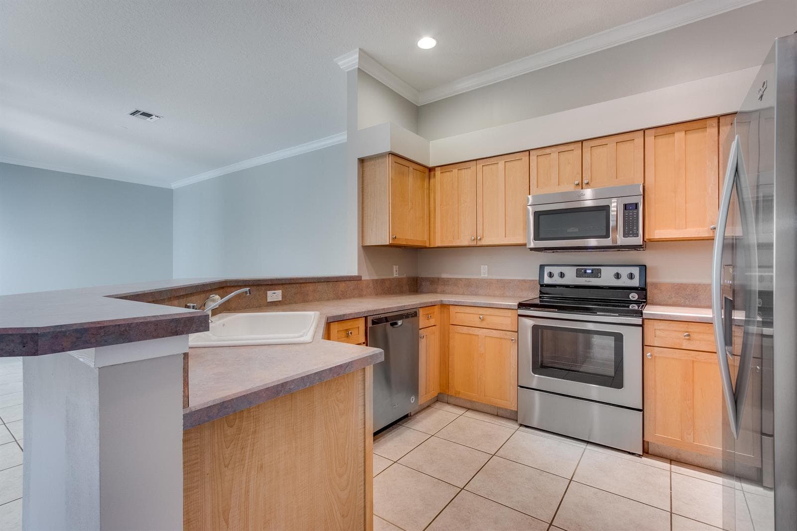14185GreentreeDr-7