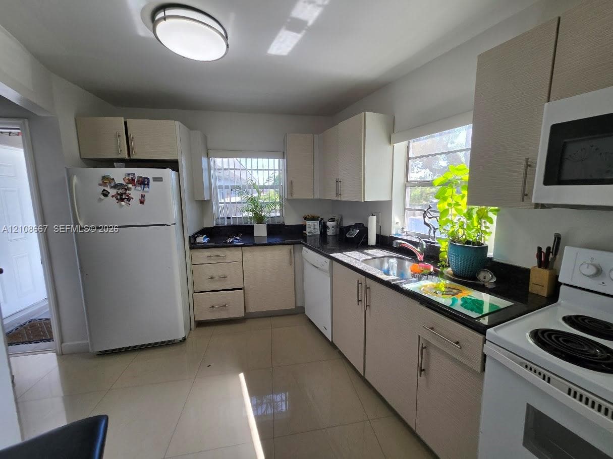 4393 Nw 11th St · #20 in Miami - Photo 2