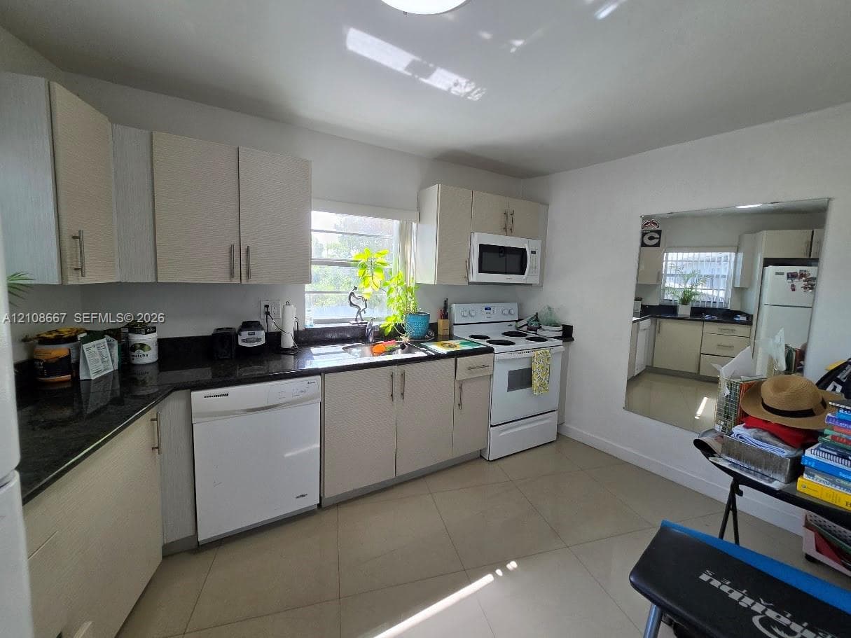 4393 Nw 11th St · #20 in Miami - Photo 4