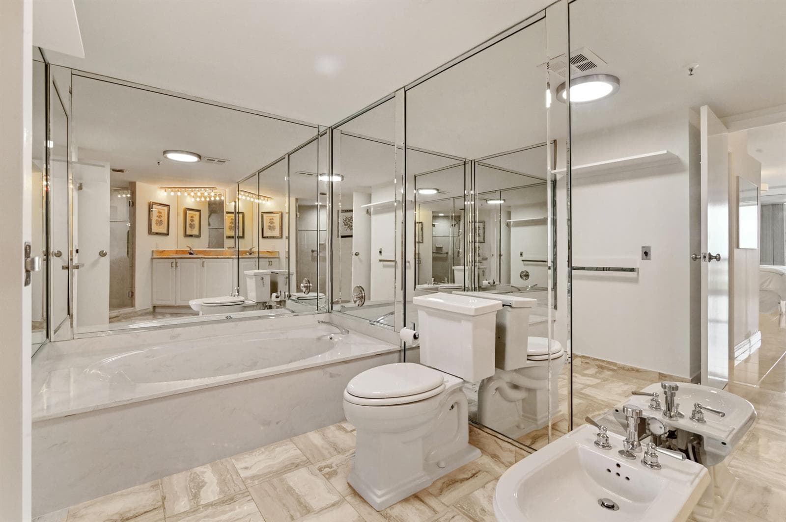 PRINCIPAL BATH
