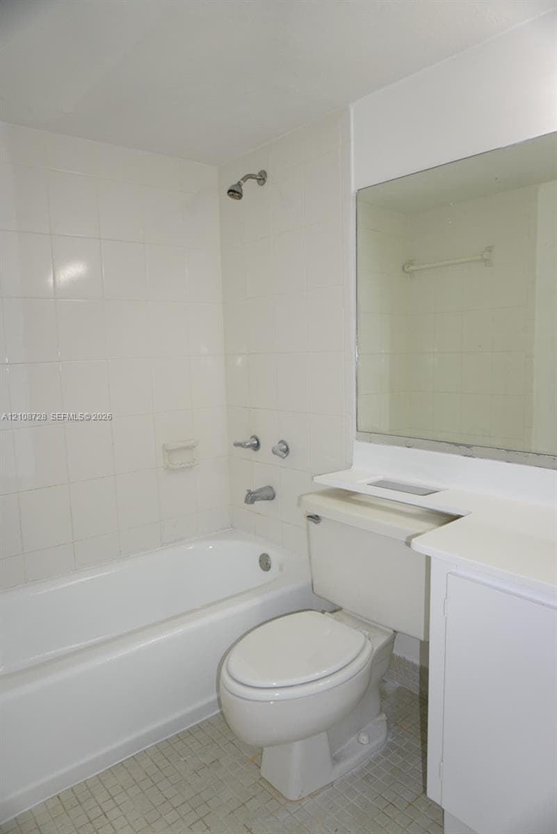 10282 NW 9th St Cir #201 photo 7