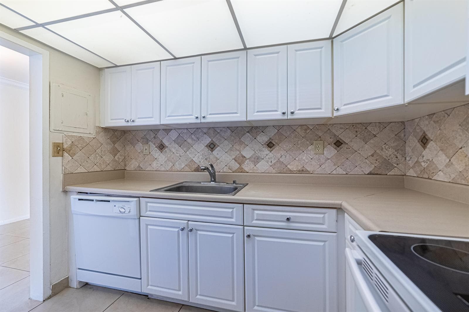 Kitchen-B (4)