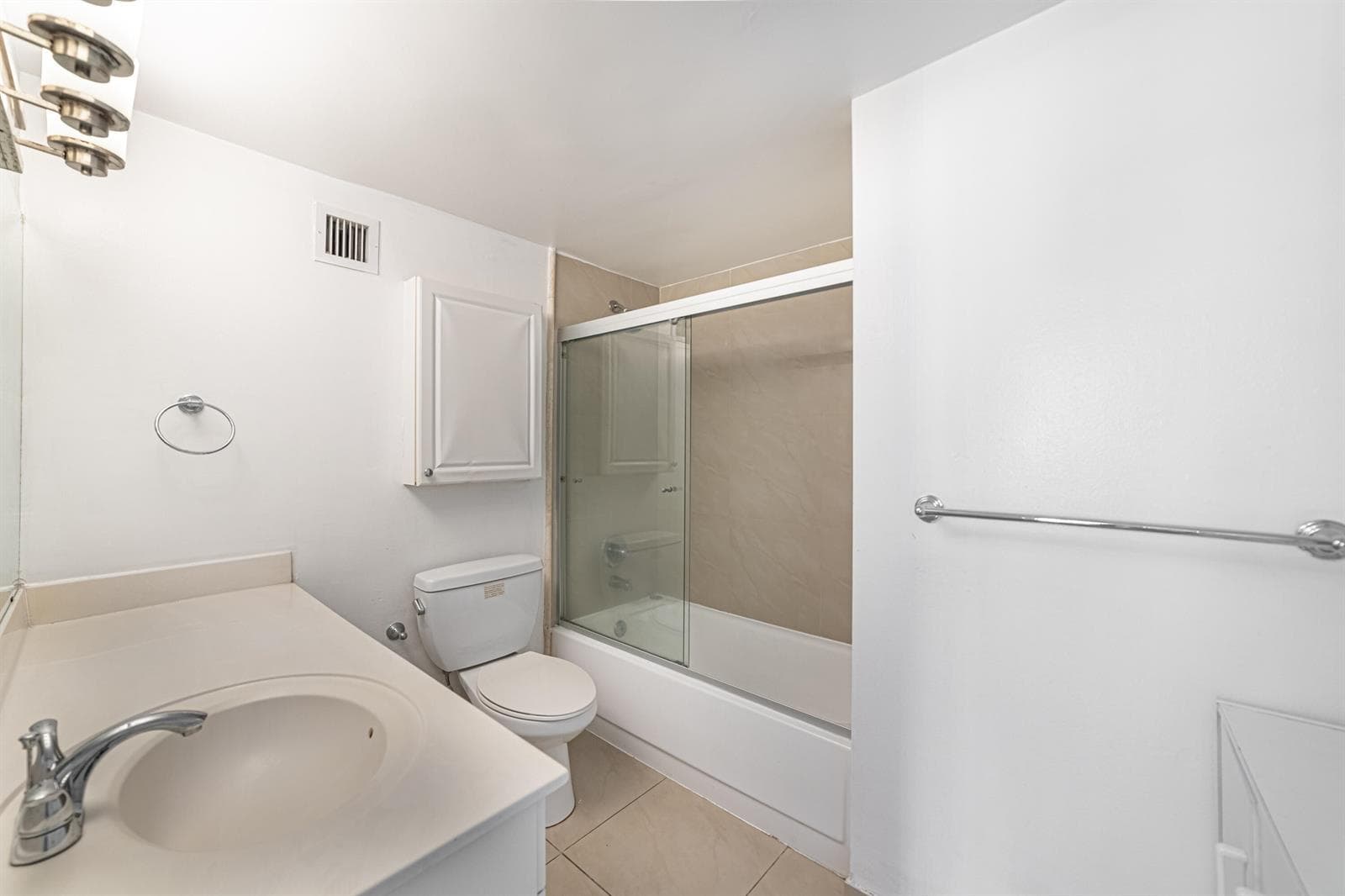 Bathroom (3)