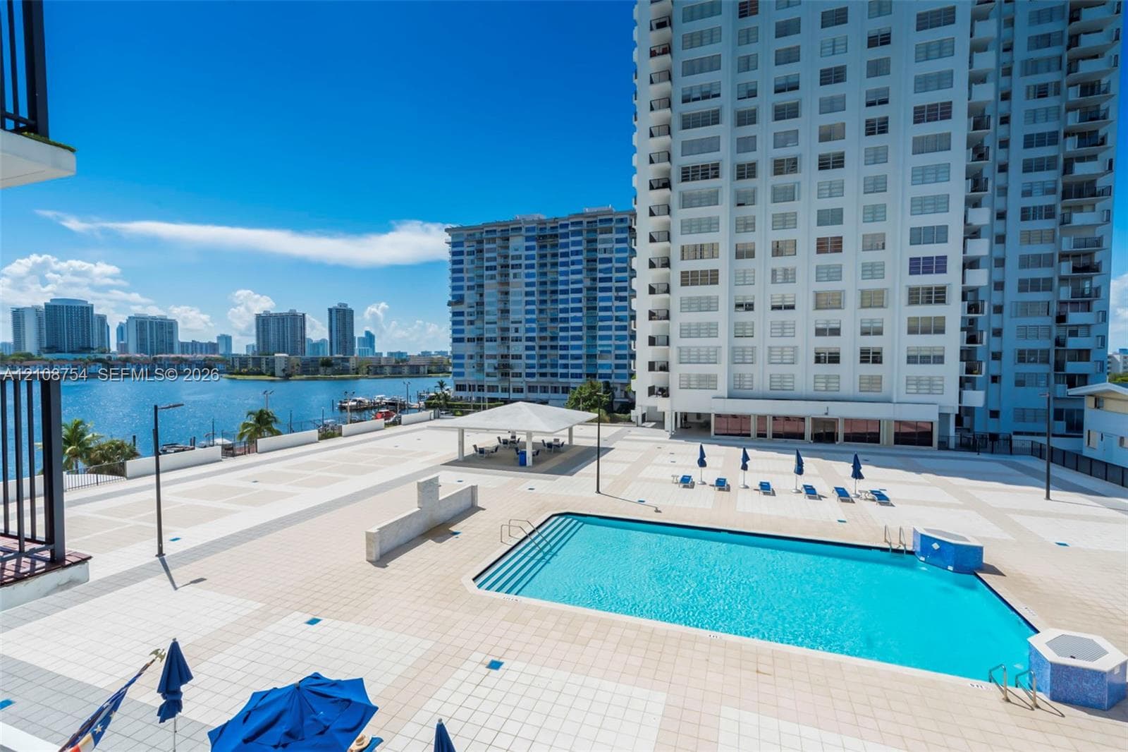 COMMODORE PLAZA · #2404 in Aventura - Photo 46