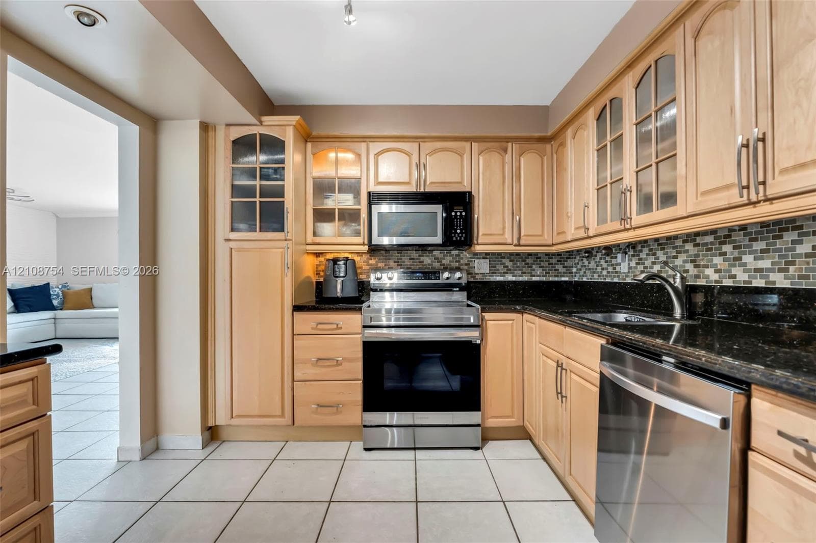 COMMODORE PLAZA · #2404 in Aventura - Photo 12
