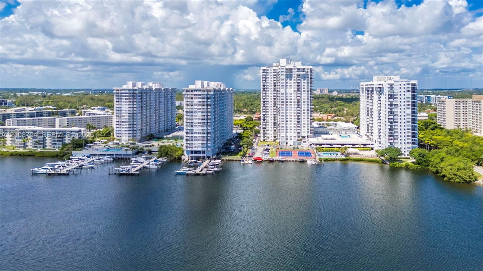 COMMODORE PLAZA · #2404 in Aventura - Photo 57