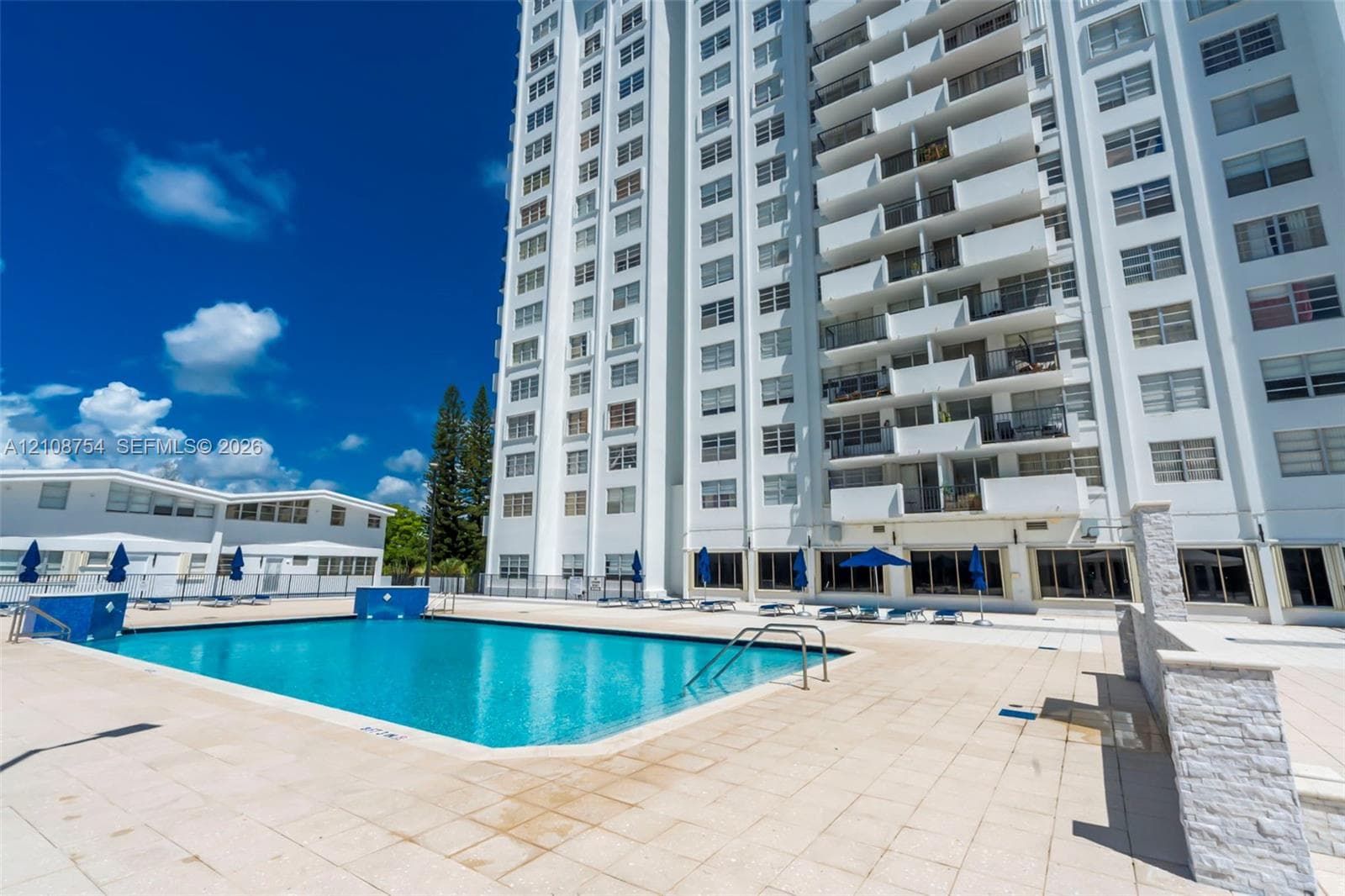 COMMODORE PLAZA · #2404 in Aventura - Photo 49