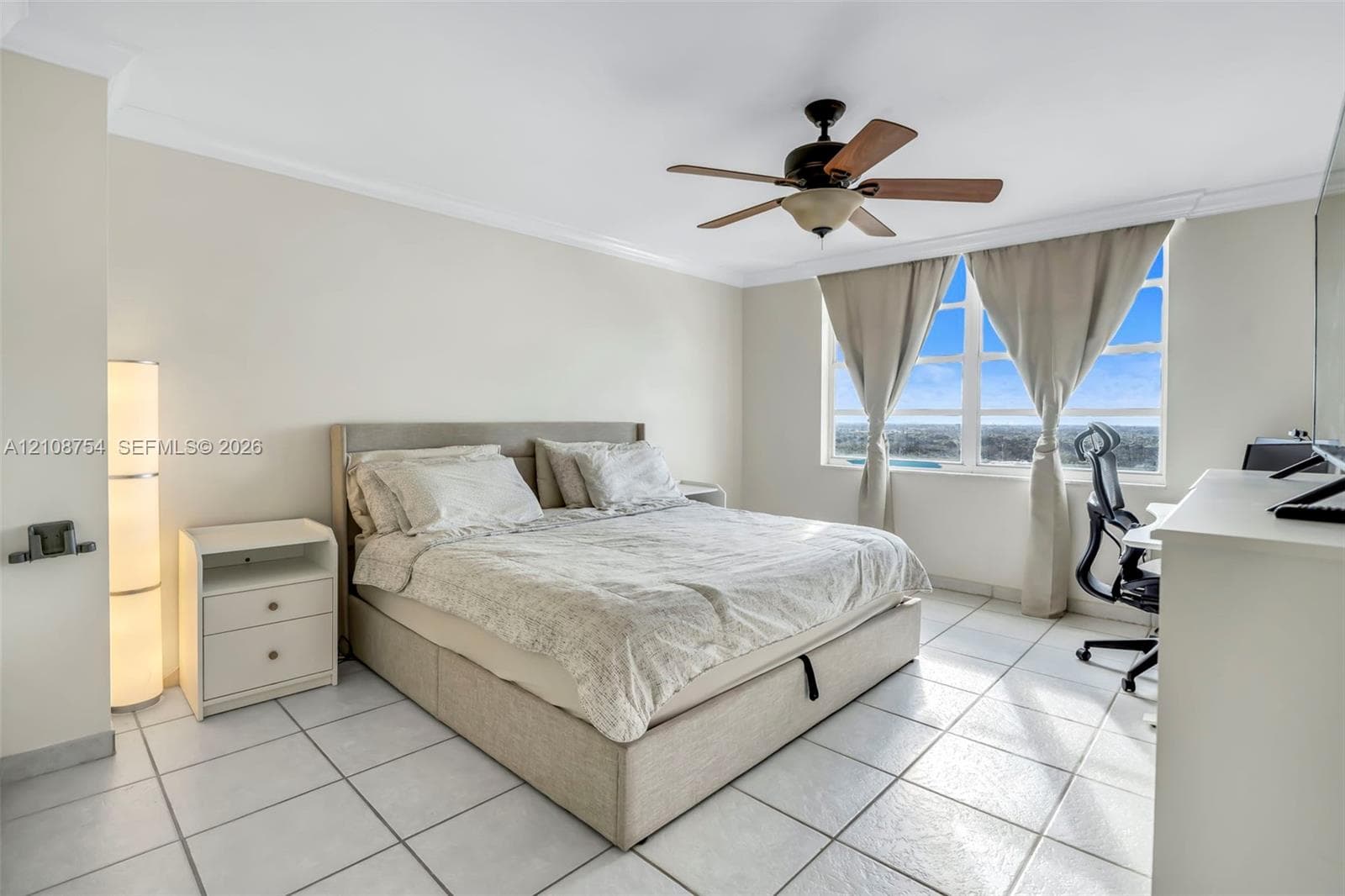 COMMODORE PLAZA · #2404 in Aventura - Photo 14