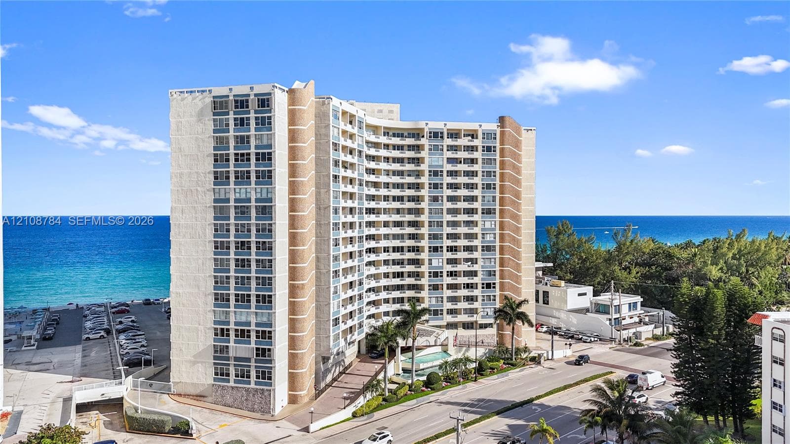 PARKER DORADO · #520 in Hallandale Beach - Photo 16