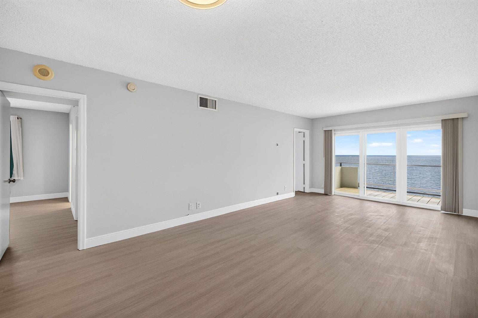14-web-or-mls-038_699A4374