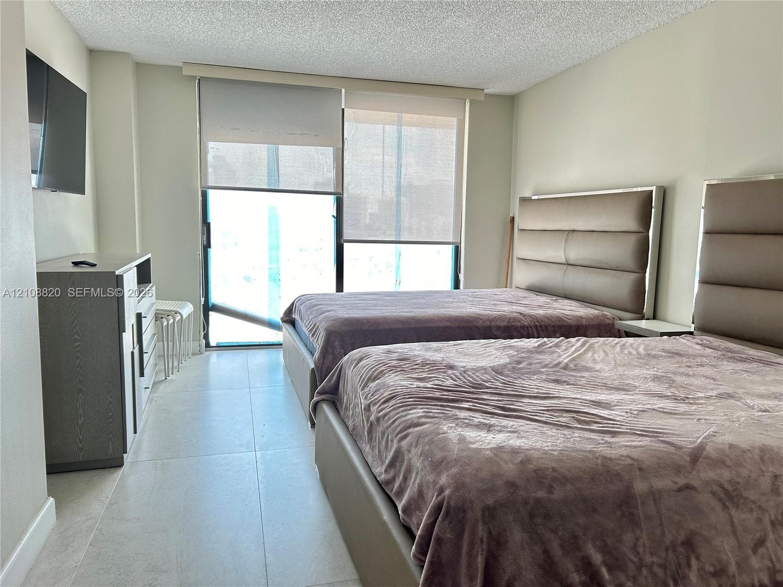 WINSTON TOWERS 600 CONDO · #804 in Sunny Isles Beach - Photo 3