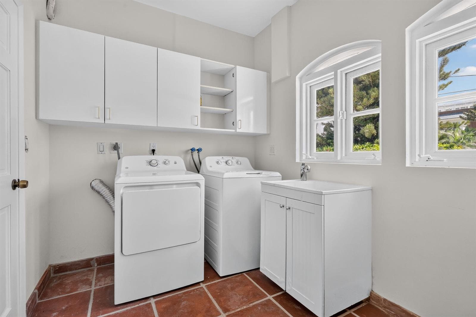 24-web-or-mls-8H3A8910