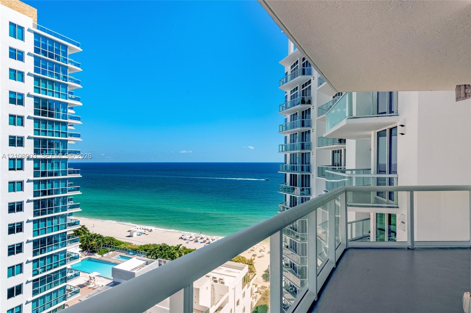 Bel Aire on the Ocean · #1509 in Miami Beach - Photo 8
