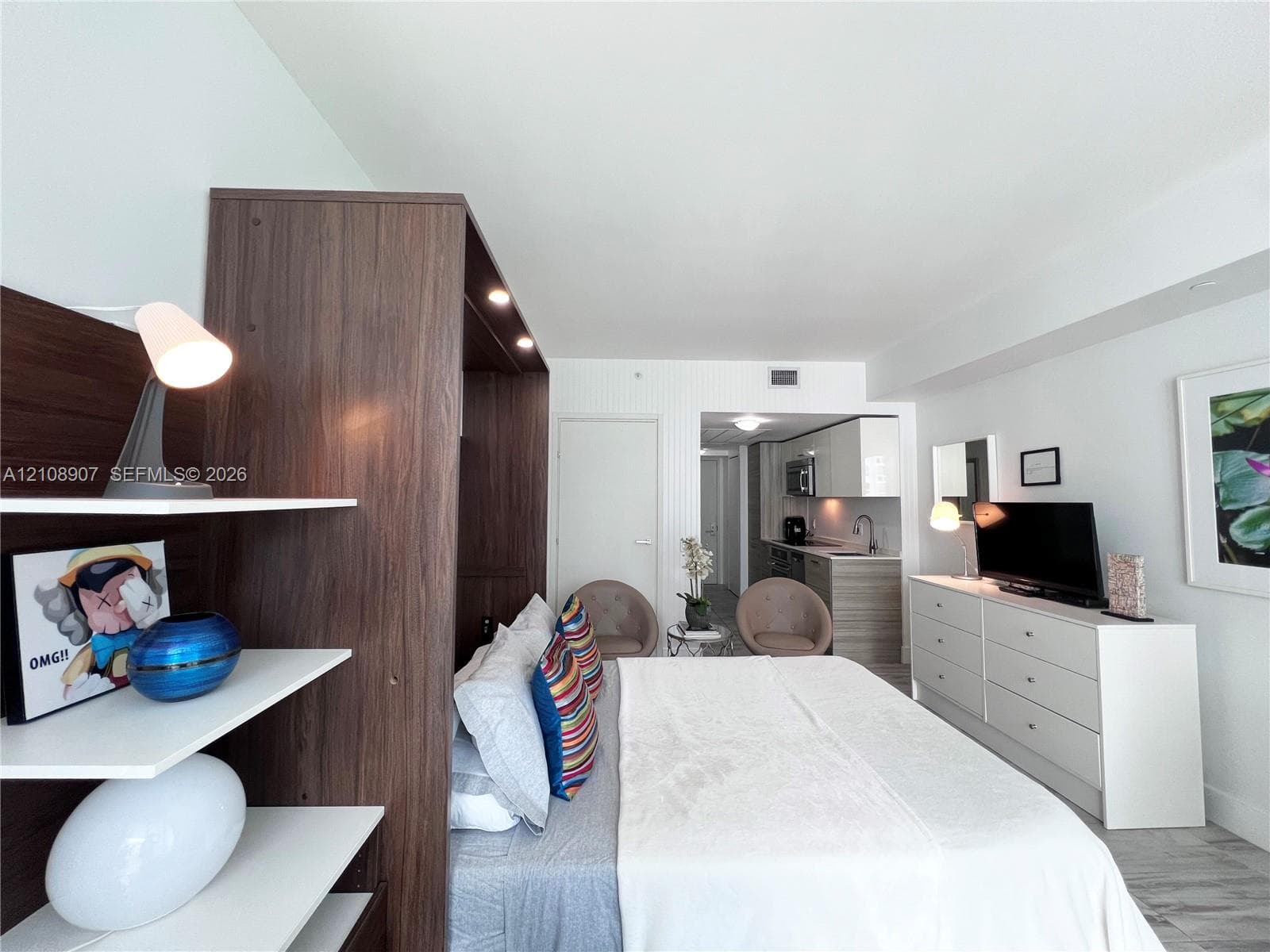 Brickell House · #1813 in Miami - Photo 16