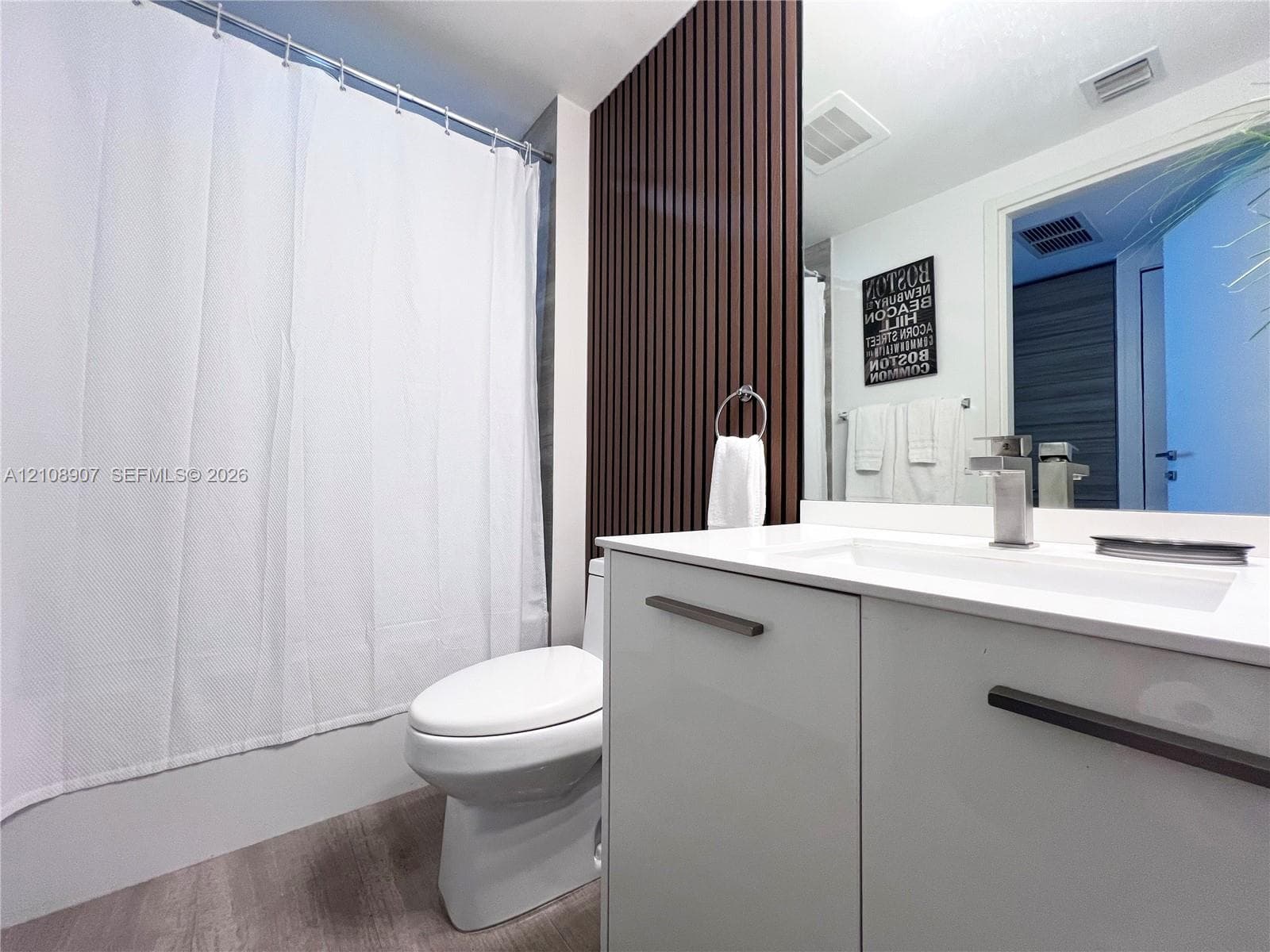 Brickell House · #1813 in Miami - Photo 21