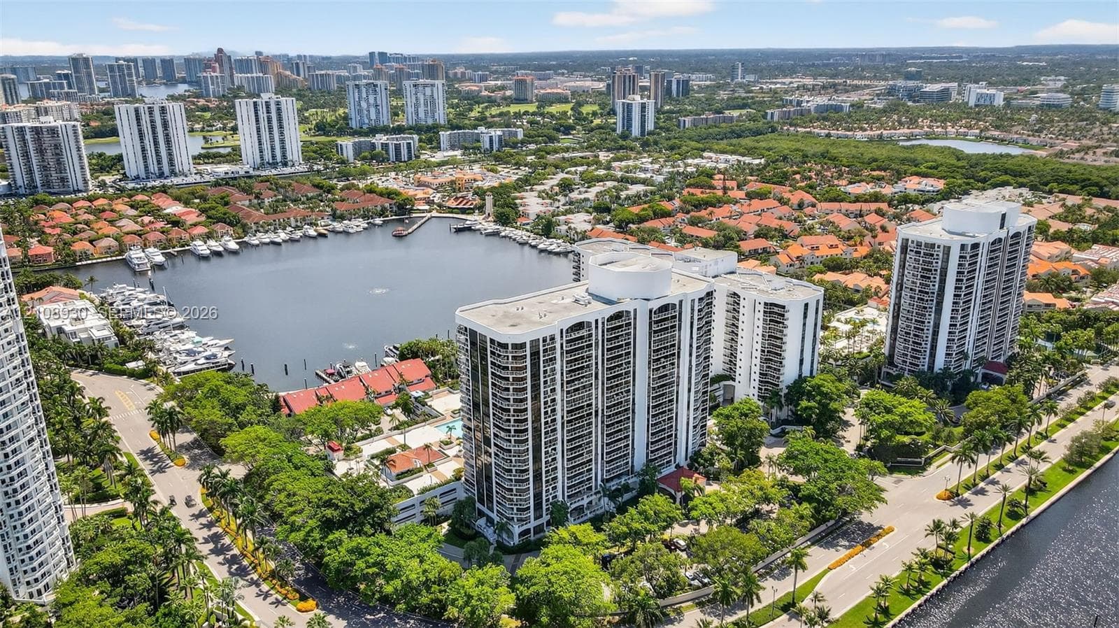 HARBORSIDE AT THE WATERWA #410