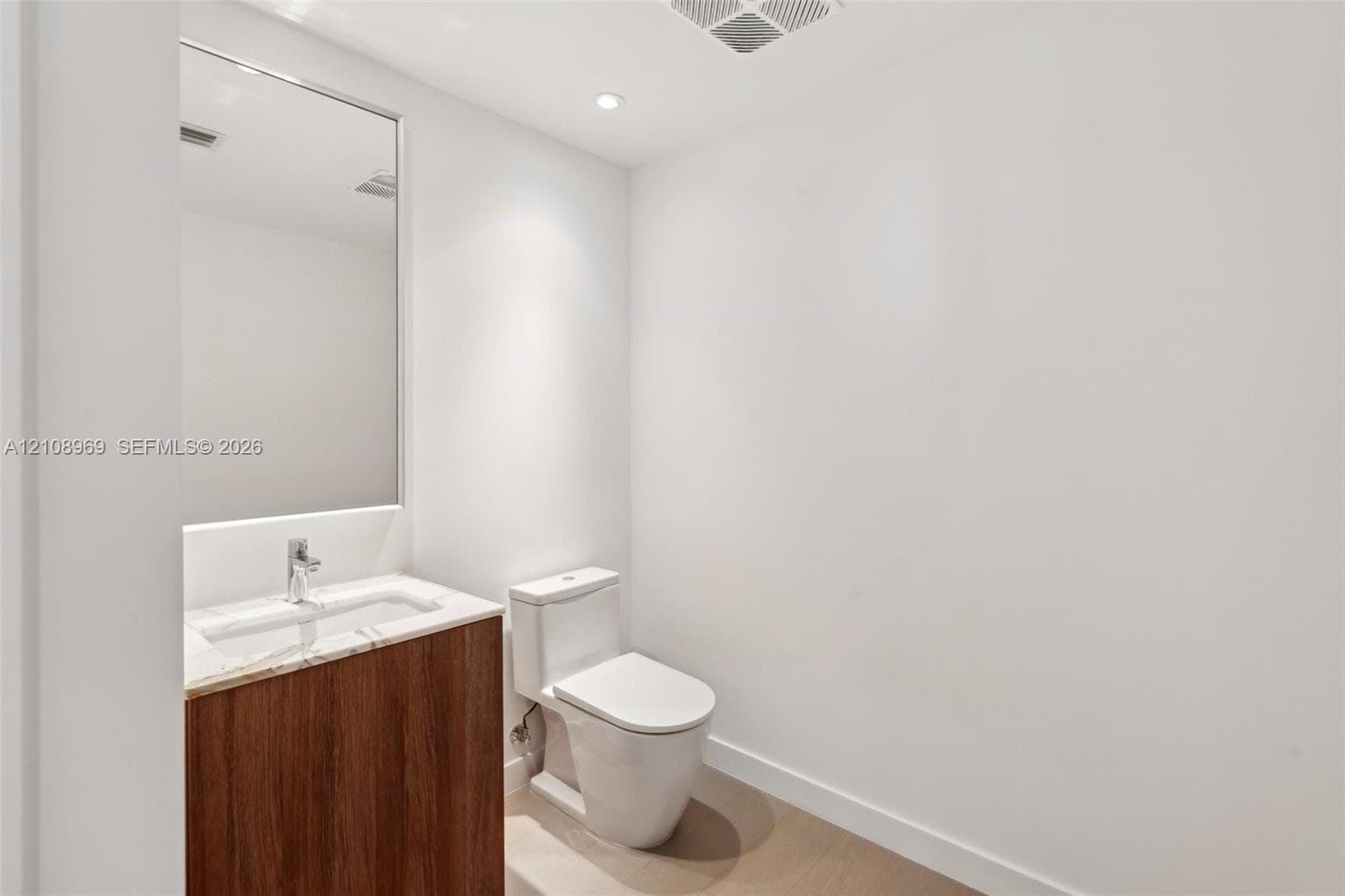 Powder room