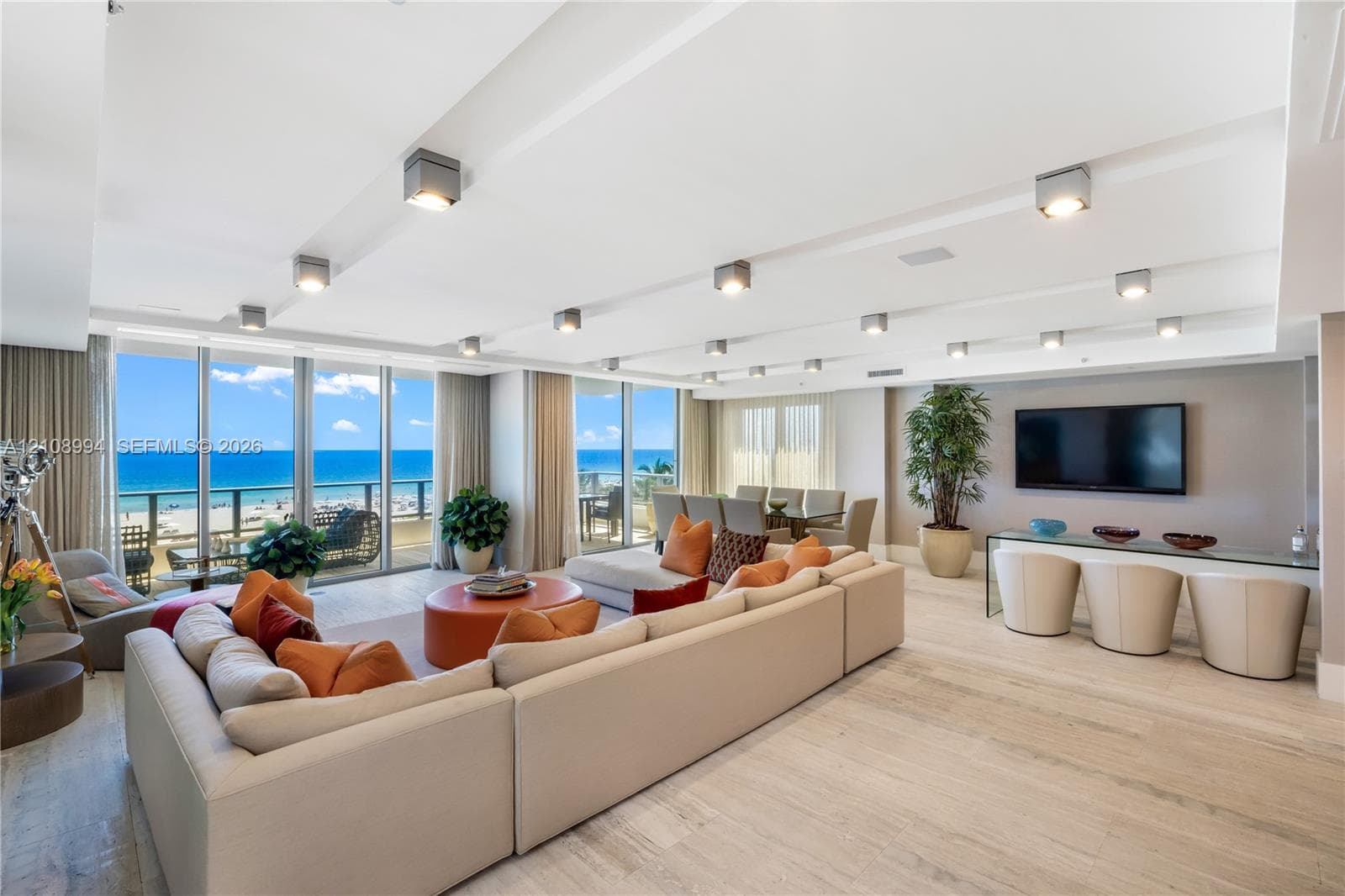 Ocean House · #U-0501 in Miami Beach - Photo 5
