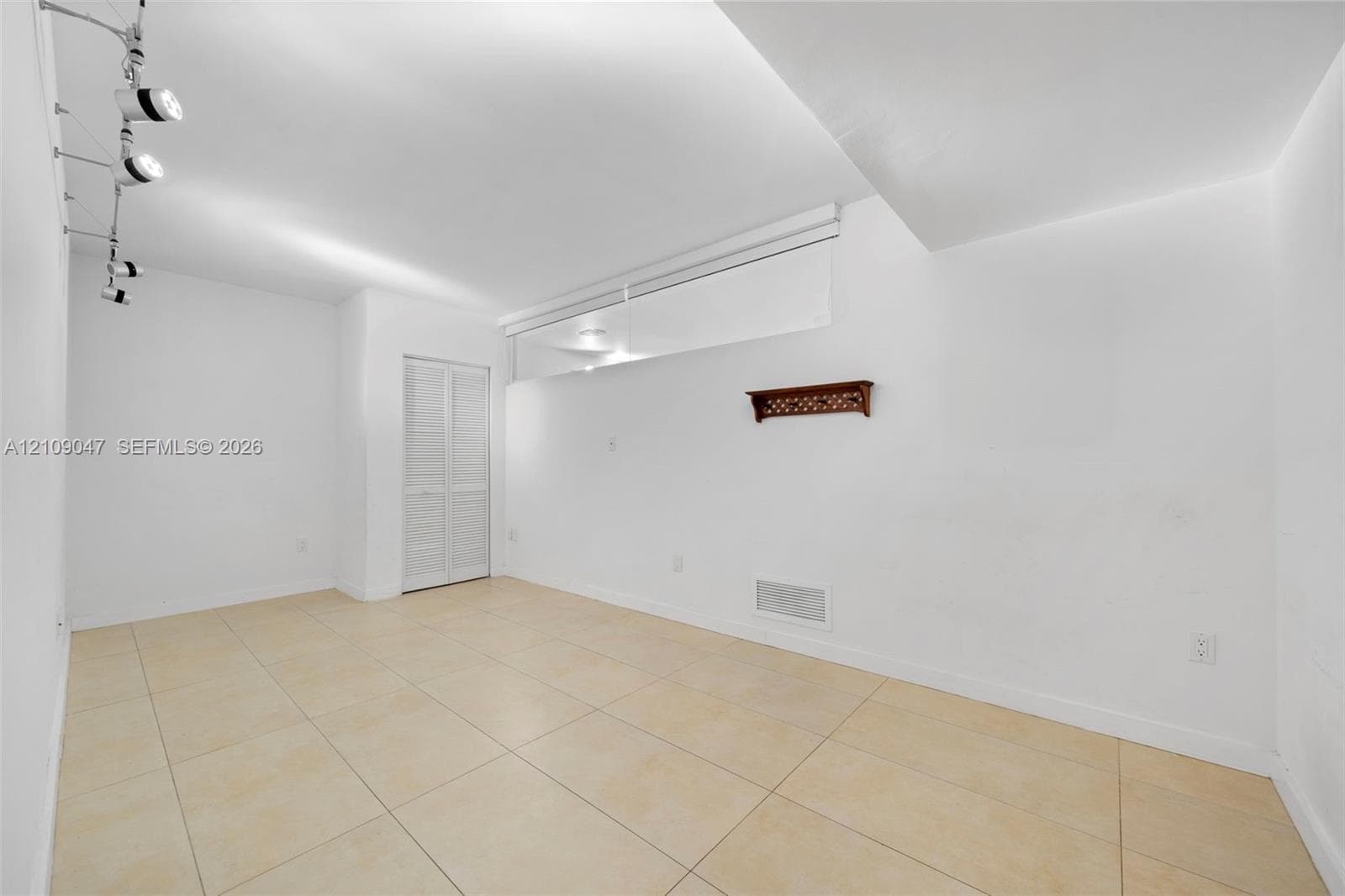 Botanica at Key Colony · #301 in Key Biscayne - Photo 14