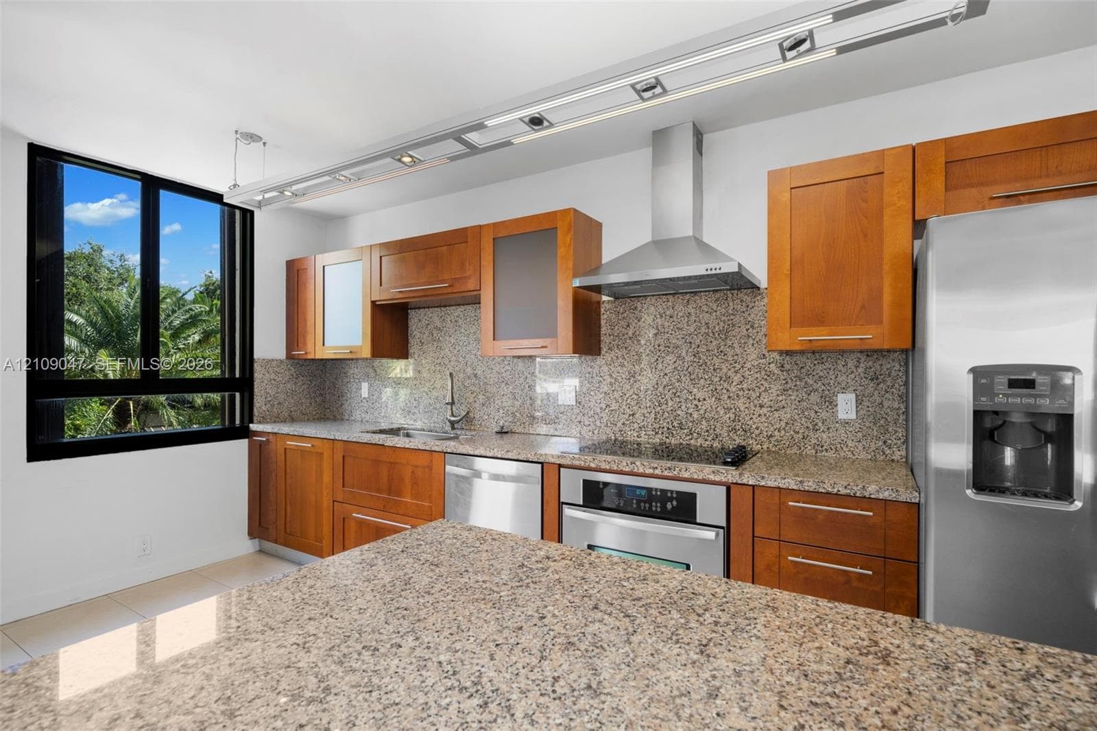 Botanica at Key Colony · #301 in Key Biscayne - Photo 4