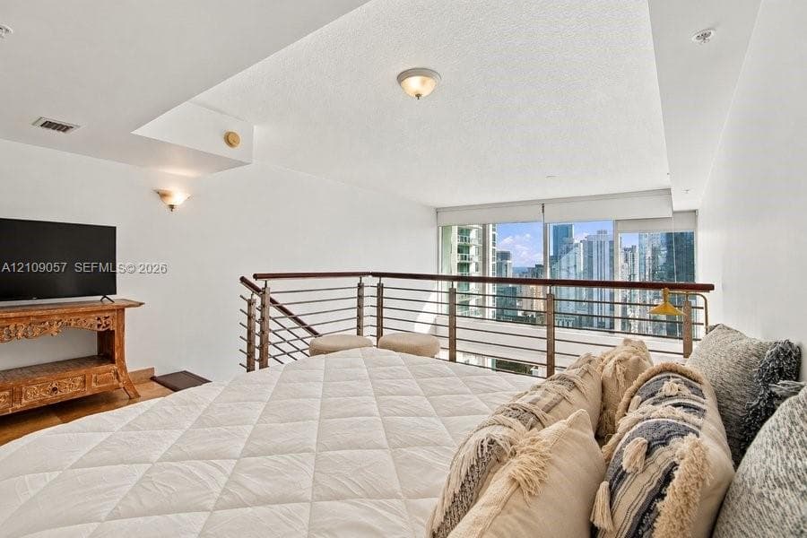 Brickell on the River South · #2104 in Miami - Photo 12