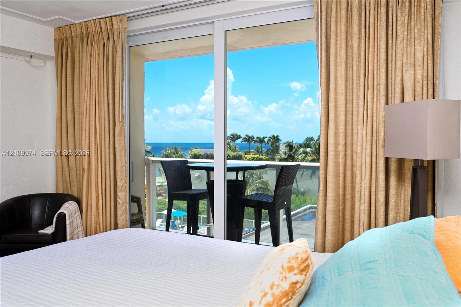 Aventura Beach Club #209