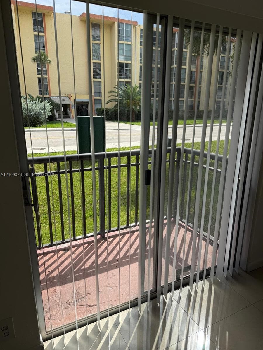 SALEM HOUSE · #129 in Sunny Isles Beach - Photo 6