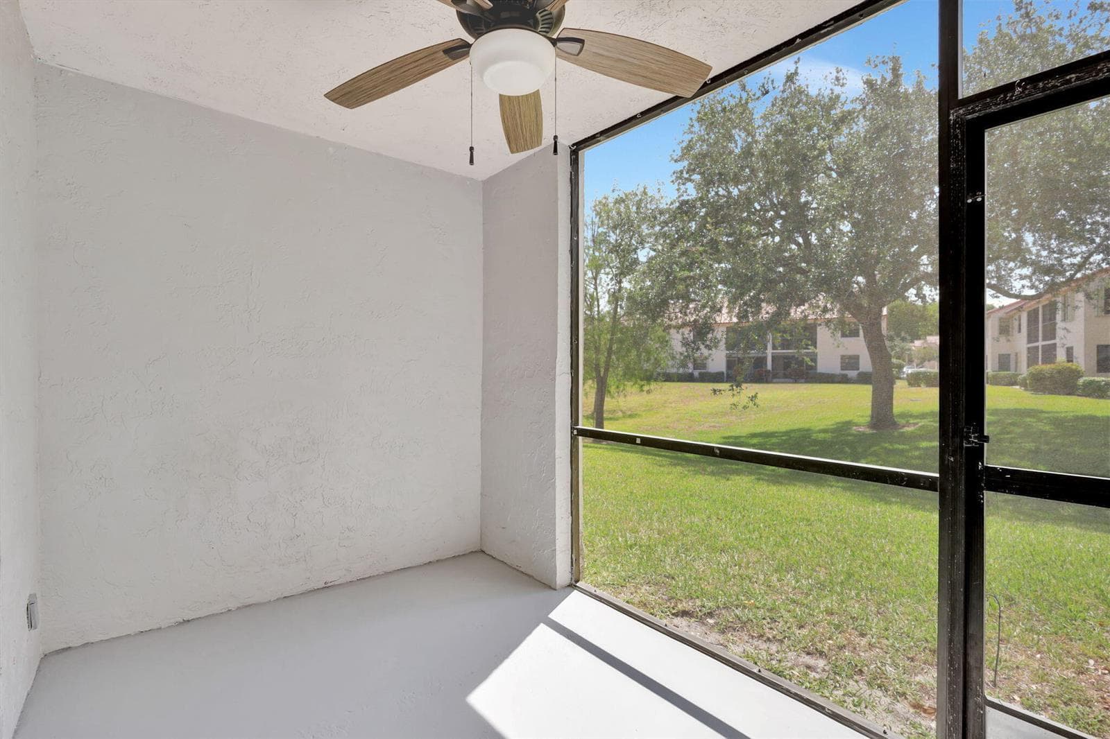 Screened In Patio