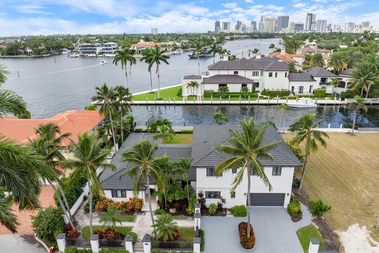 44-703 Royal Plaza Drive Ft. Lauderdale,