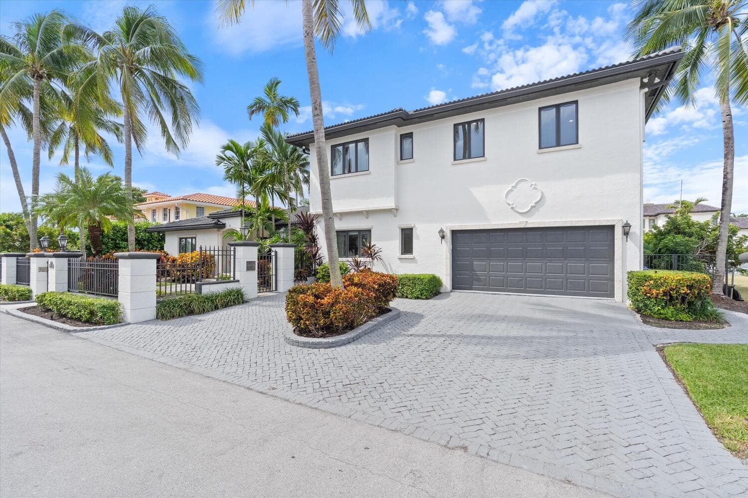 01-703 Royal Plaza Drive Ft. Lauderdale,