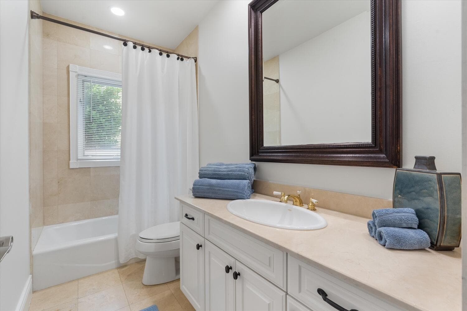 18-703 Royal Plaza Drive Ft. Lauderdale,