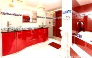 PLAZA TOWERS NORTH CONDO · #PH1 in Hallandale Beach - Photo 24