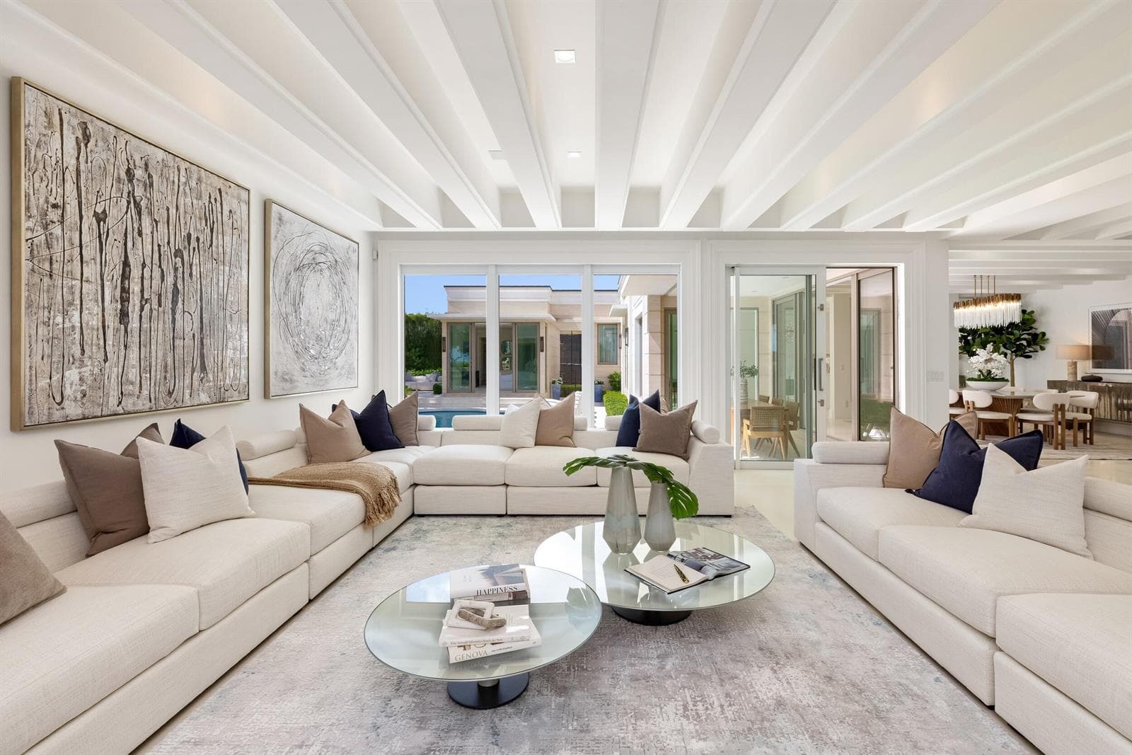 08 - Living Area 1